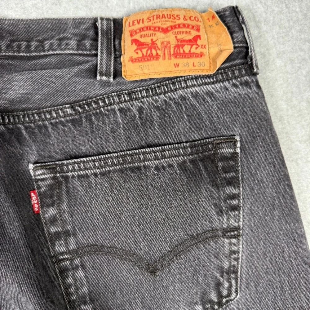 Levis 501 Mens Original Fit Straight Leg Button Fly Black Denim Jeans 38x30